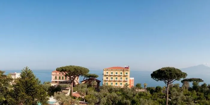 Eden 4* Σορέντο